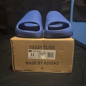 Adidas Yeezy Slide in Bold Blue